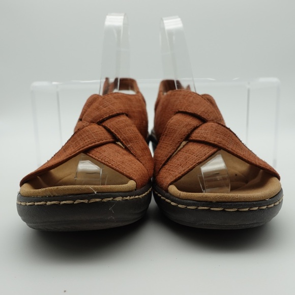 Clarks Women's Sandals in Rust Brown - Picture 6 of 10